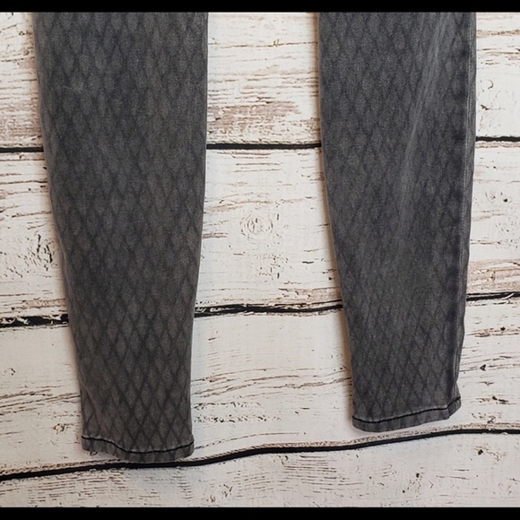 Current Elliott Gray Fishnet Ankle Skinny Jeans - Picture 5 of 8